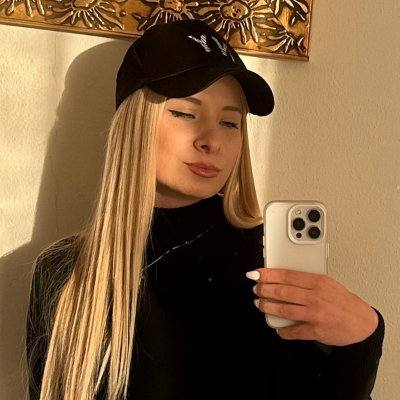 Юлия Бортник